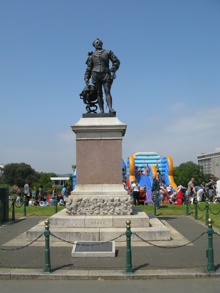 Plymouth - The Hoe - Sir Francis Drake